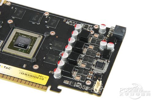 索泰 GTX550Ti雷霆版