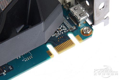 映众 GTX550Ti显卡