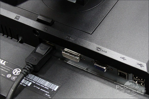 必须至少有一台显示器配备DisplayPort接口