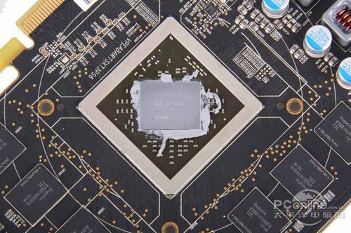 讯景HD-679X-ZDF少校版显卡 讯景HD-679X-ZDF少校版显卡