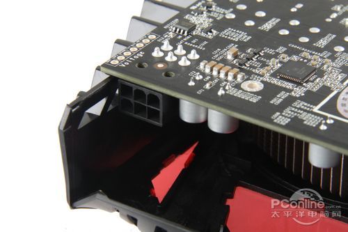 七彩虹 IGame550 Ti 烈焰战神U D5