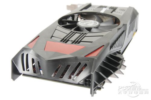 七彩虹 IGame550 Ti 烈焰战神U D5