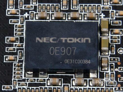 华硕DirectCU II ENGTX580显卡