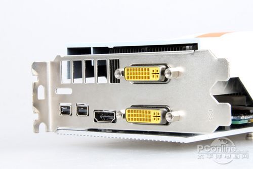 盈通游戏高手R6950显卡