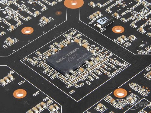 华硕玩家国度MatrixGTX580显卡 华硕玩家国度MatrixGTX580显卡