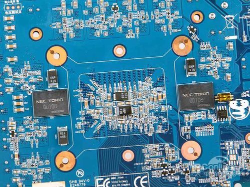 盈通GTX560Ti游戏高手显卡