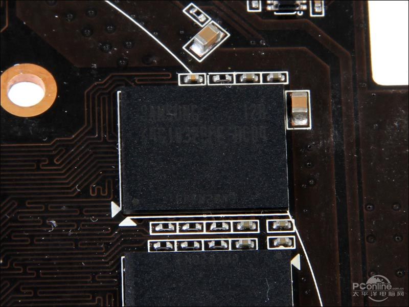 索泰GTX560Ti至尊版OC 