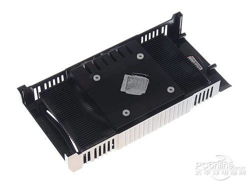 铭瑄HD6790巨无霸显卡