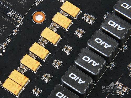 索泰GTX770至尊版