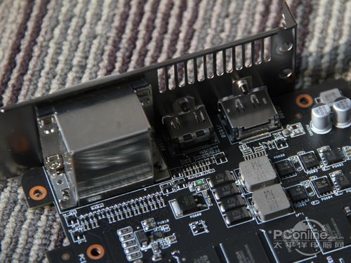 华硕R9 290X 华硕R9 290X