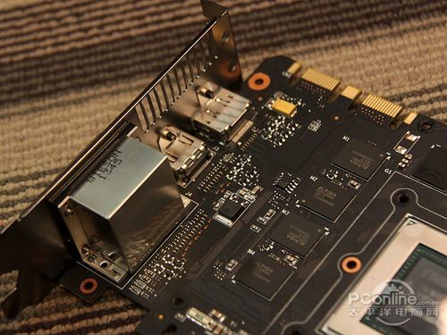 华硕 Poseidon GTX780