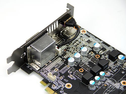 耕昇 GTX750 关羽版