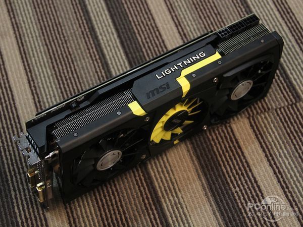 微星R9 290X Lightning