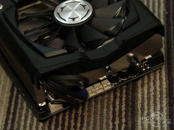 微星R9 290X Lightning 微星R9 290X Lightning