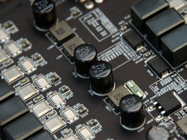 微星R9 290X Lightning 微星R9 290X Lightning