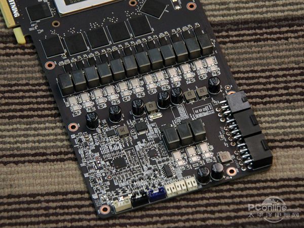 微星R9 290X Lightning 微星R9 290X Lightning