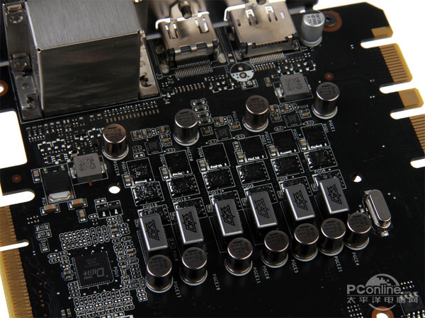 华硕GTX760玩家国度Striker