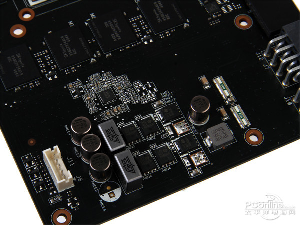 华硕GTX760玩家国度Striker