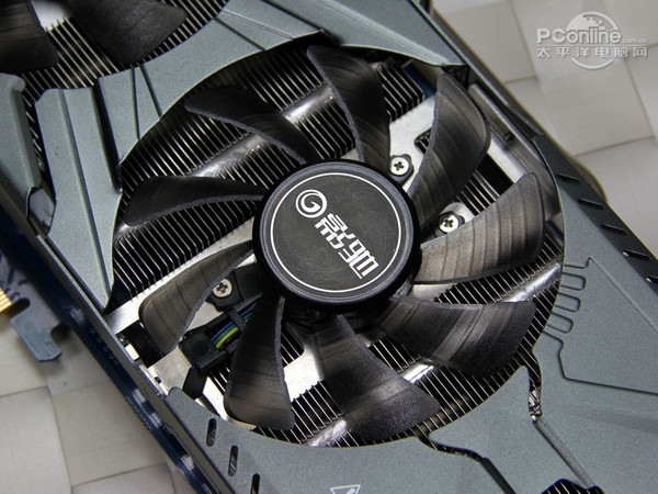 影驰GTX970黑将拆解与对比