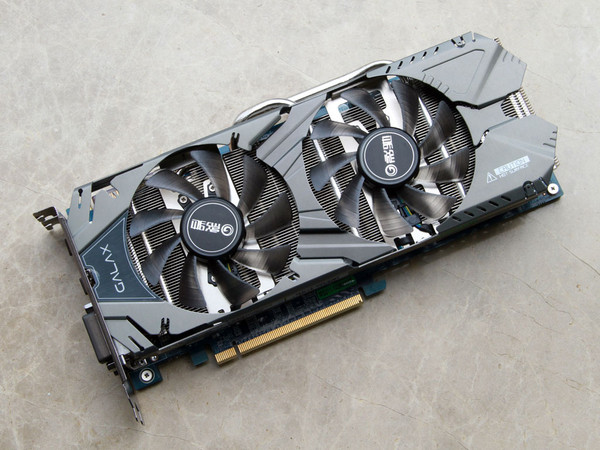 名龙堂剑龙GTX PC开箱