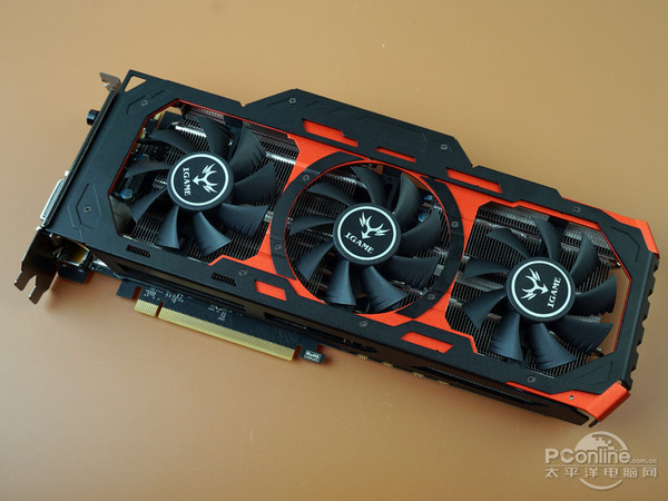 七彩虹GTX970烈焰战神X