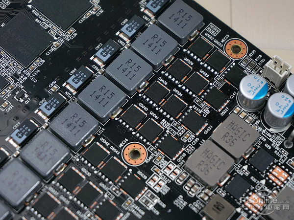 技嘉 980 G1 Gaming