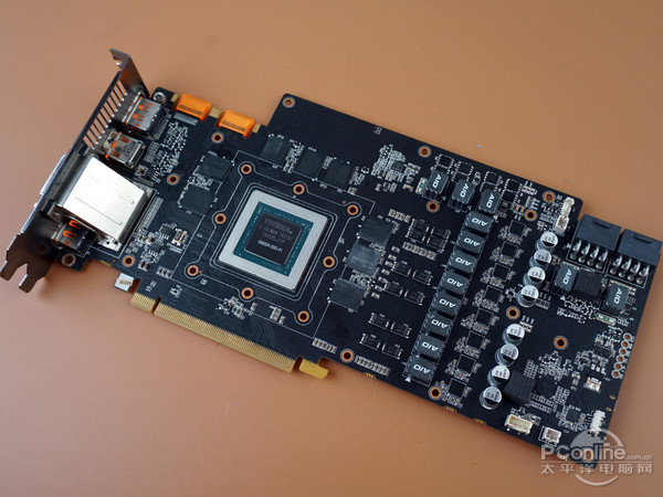 索泰GTX970至尊OC