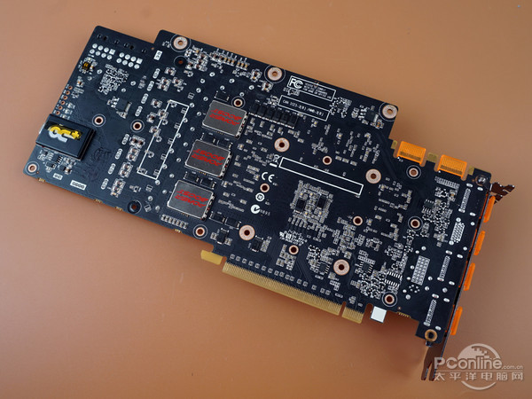 索泰GTX970至尊OC