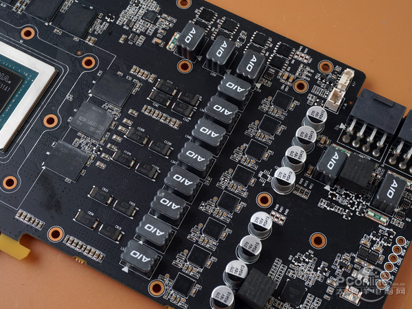 索泰GTX970至尊OC