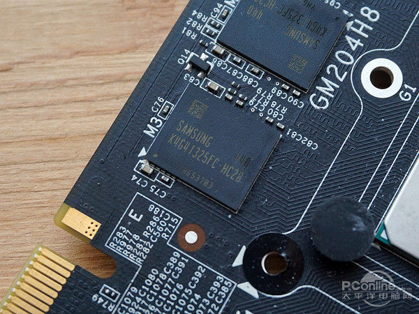 七彩虹 iGame980 九段