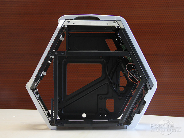 金河田 21 预见V6