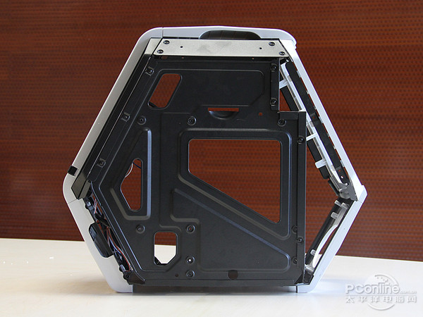 金河田 21 预见V6