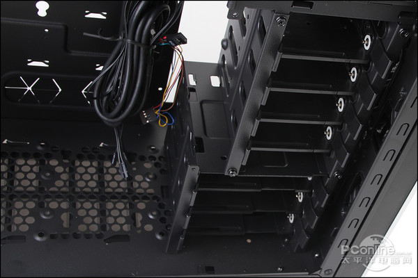 酷冷至尊 酷冷至尊