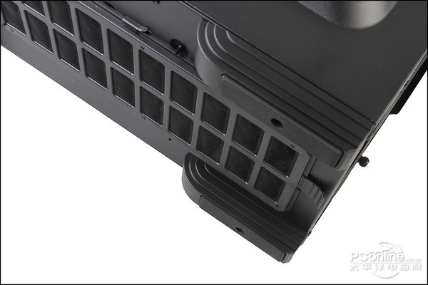 酷冷至尊 酷冷至尊