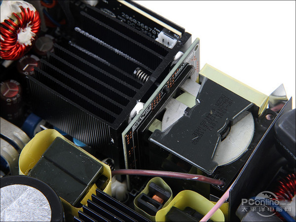 Antec HCP 1300 Platinum 开 Antec HCP 1300 Platinum 开