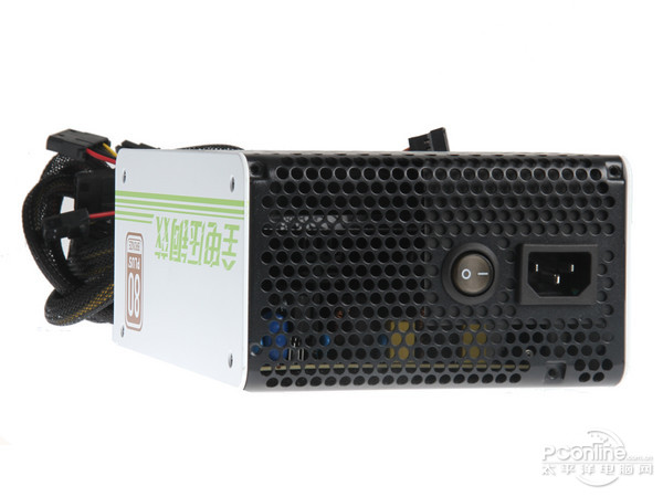 先马 省电王铜效700 图