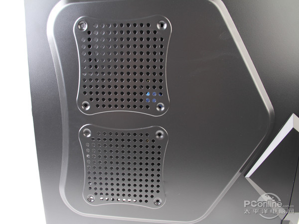 魔域猎手 侧板风扇位