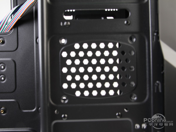 魔域猎手 SSD安装位