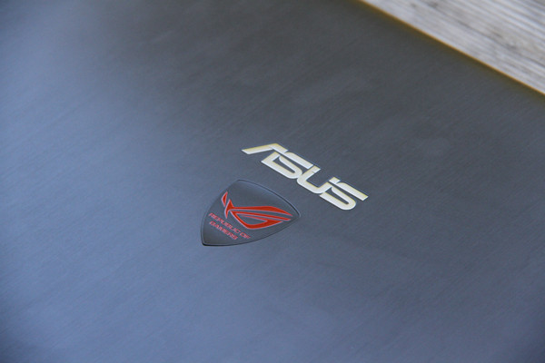 华硕玩家国度G60J 华硕玩家国度G60J