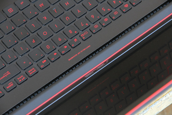 华硕玩家国度G60J 华硕玩家国度G60J