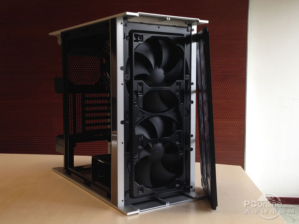 银欣 堡垒FT05 银欣 堡垒FT05