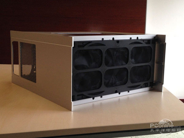 银欣 堡垒FT05 银欣 堡垒FT05