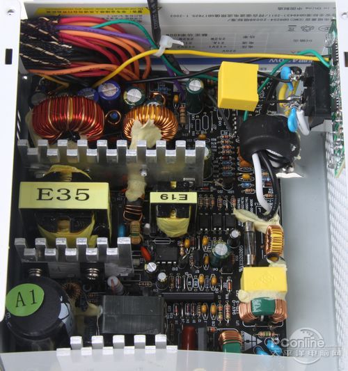 金河田智能眼400W 金河田智能眼400W