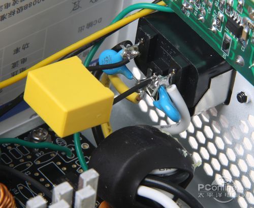 金河田智能眼400W 金河田智能眼400W