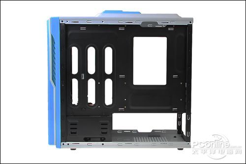 游戏悍将零度雪机箱 内部右侧图 游戏悍将零度雪机箱 内部右侧图