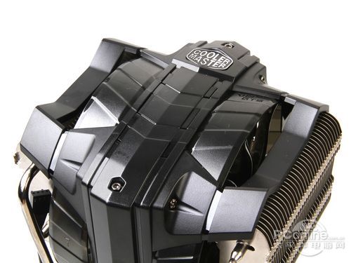 酷冷至尊 V8 GTS 顶部图 酷冷至尊 V8 GTS 顶部图