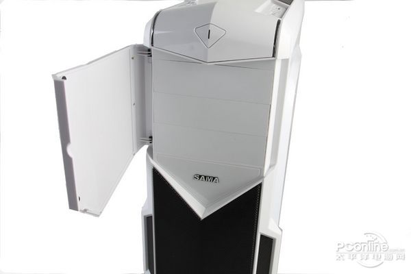 先马 影子战士 正面图 先马 影子战士 正面图