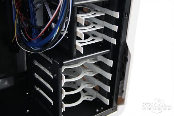 先马 影子战士 先马 影子战士