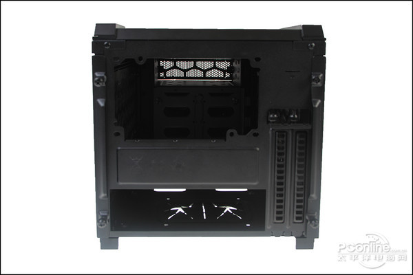 酷冷至尊HAF 935 前部面板图