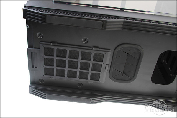 酷冷至尊HAF 925 底部图